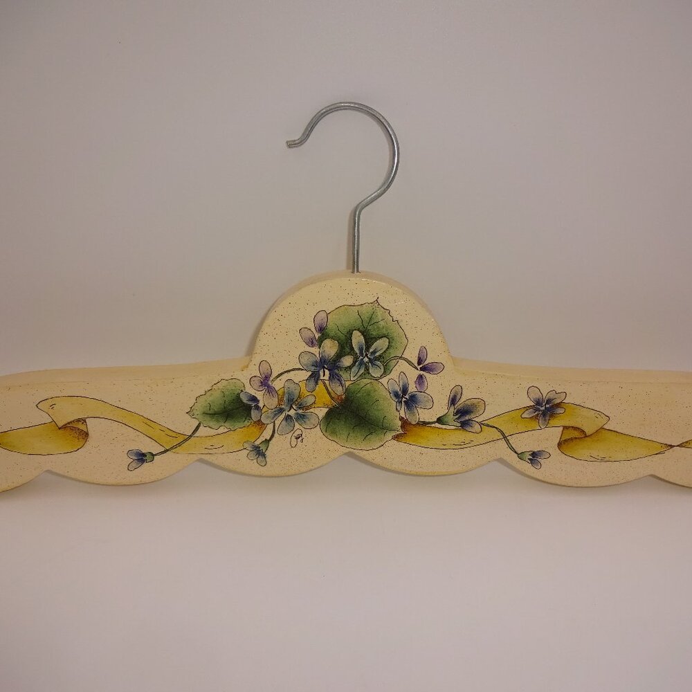 Vintage Wood Decorative Scalloped Hanger Violets Flowers Ribbon Signed Peg
